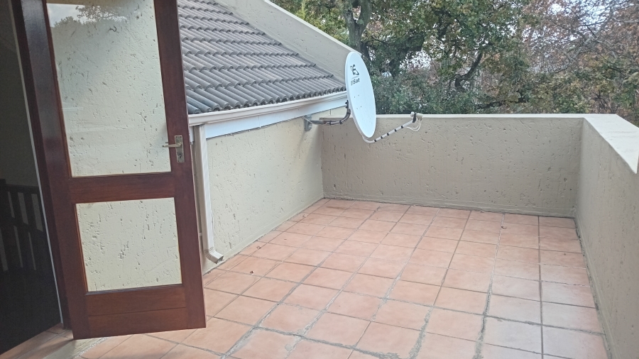 1 Bedroom Property for Sale in Saxonwold Gauteng