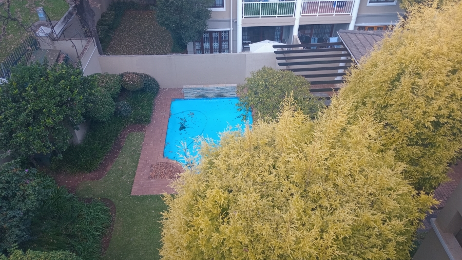 1 Bedroom Property for Sale in Saxonwold Gauteng