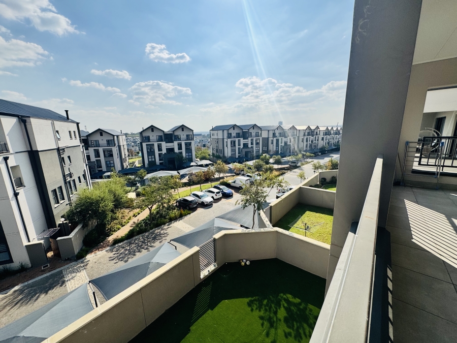 1 Bedroom Property for Sale in Waterfall Gauteng