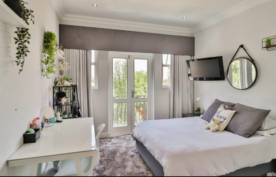 To Let 3 Bedroom Property for Rent in Bryanston Gauteng
