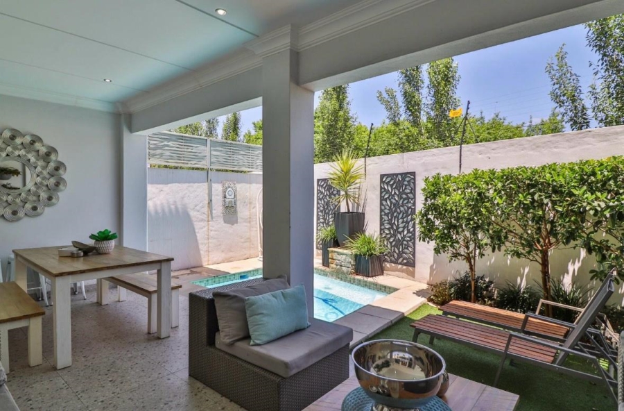 To Let 3 Bedroom Property for Rent in Bryanston Gauteng