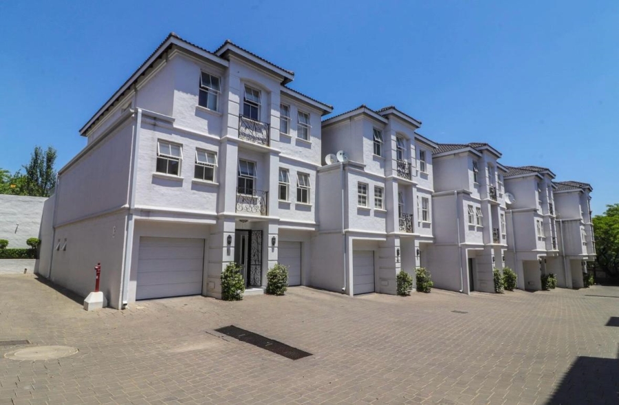 To Let 3 Bedroom Property for Rent in Bryanston Gauteng