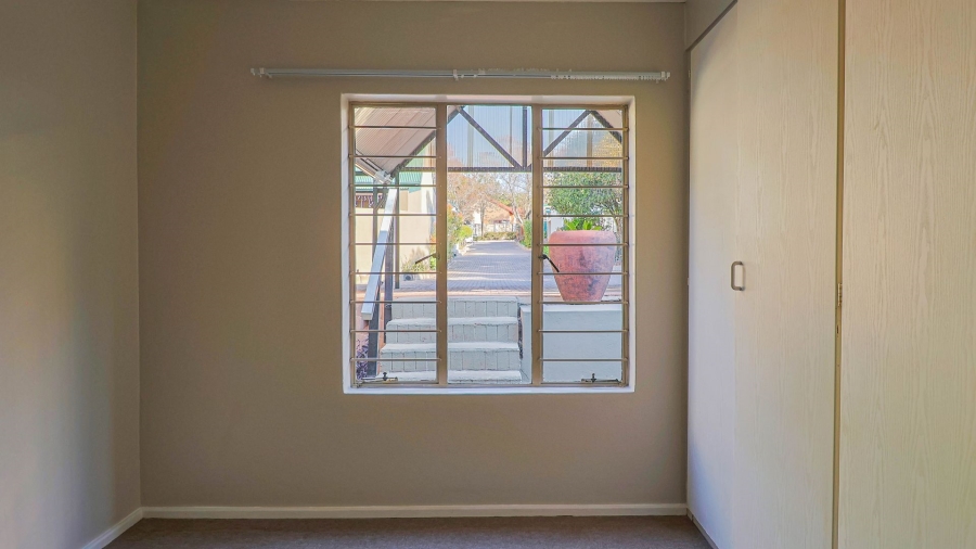 To Let 2 Bedroom Property for Rent in Wapadrand Gauteng