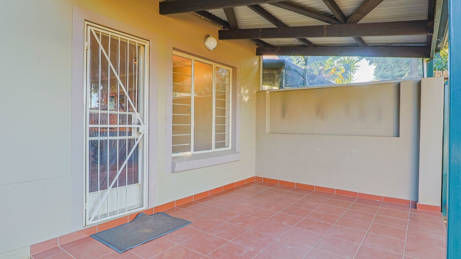 To Let 2 Bedroom Property for Rent in Wapadrand Gauteng