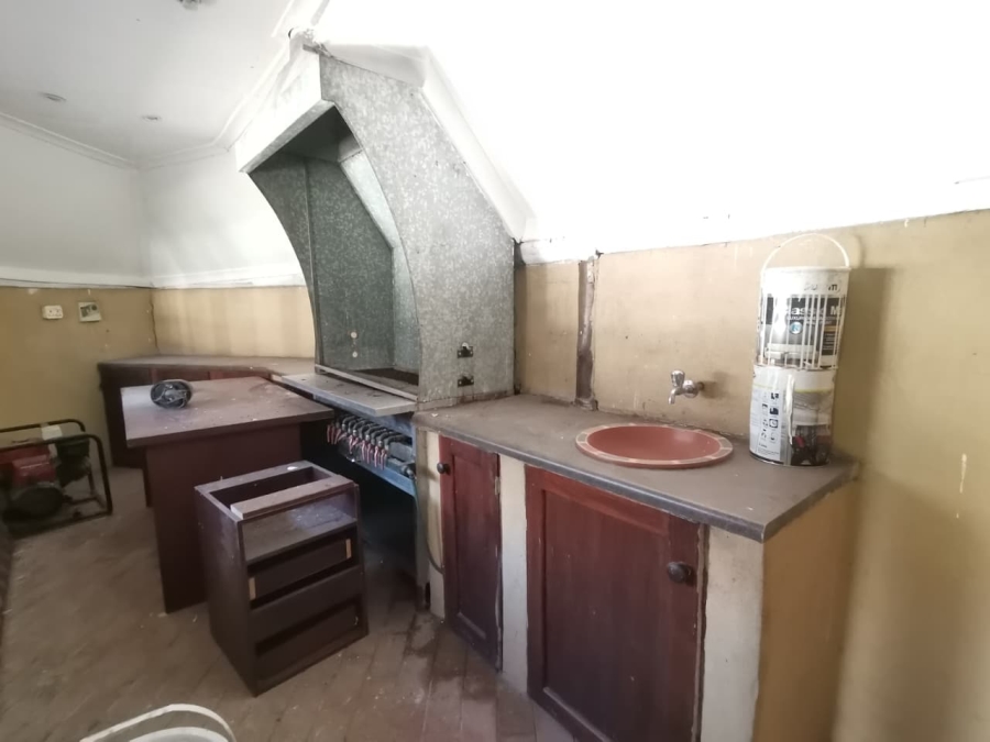 Commercial Property for Sale in Brackenhurst Gauteng