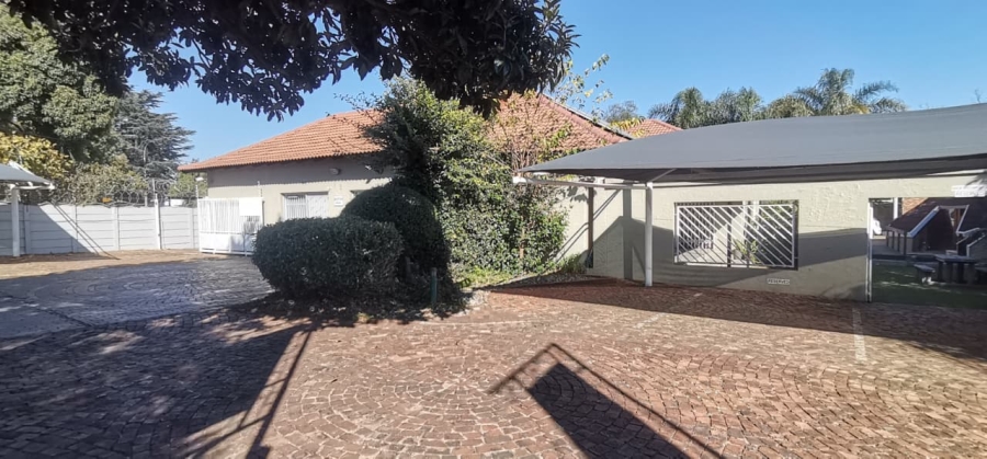 Commercial Property for Sale in Brackenhurst Gauteng