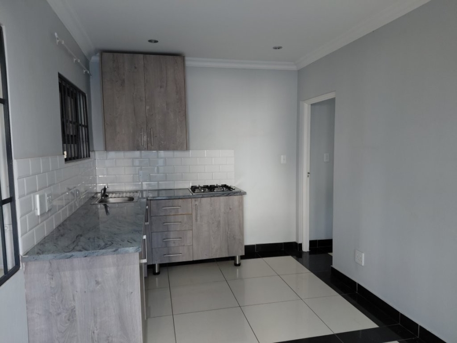 To Let 1 Bedroom Property for Rent in Bedfordview Gauteng