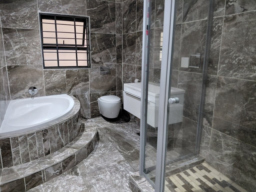 To Let 1 Bedroom Property for Rent in Bedfordview Gauteng