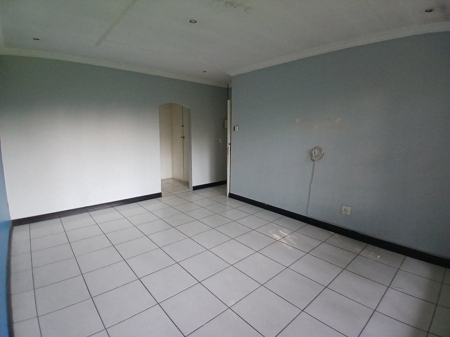 4 Bedroom Property for Sale in Parkhill Gardens Gauteng