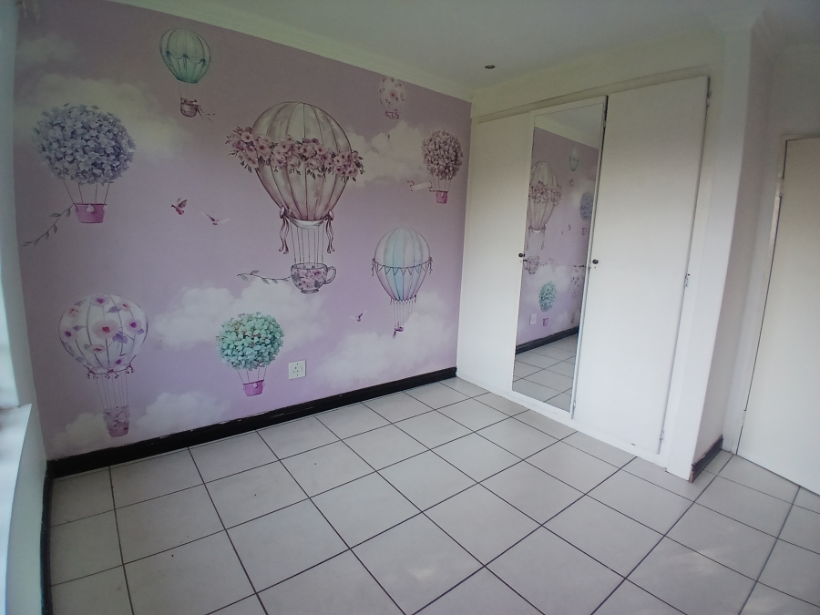 4 Bedroom Property for Sale in Parkhill Gardens Gauteng