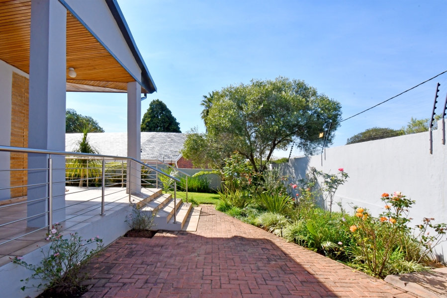 5 Bedroom Property for Sale in Blairgowrie Gauteng