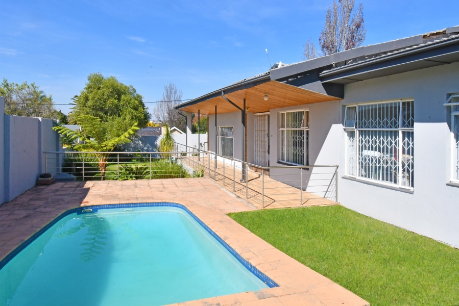 5 Bedroom Property for Sale in Blairgowrie Gauteng