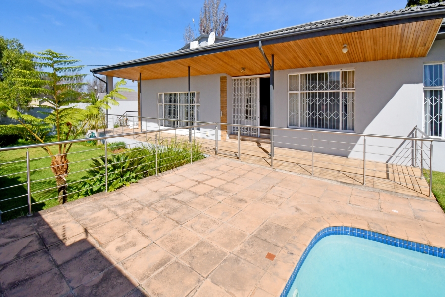 5 Bedroom Property for Sale in Blairgowrie Gauteng