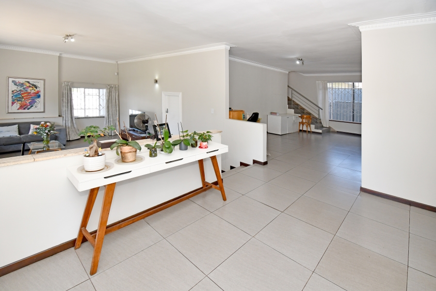 5 Bedroom Property for Sale in Blairgowrie Gauteng