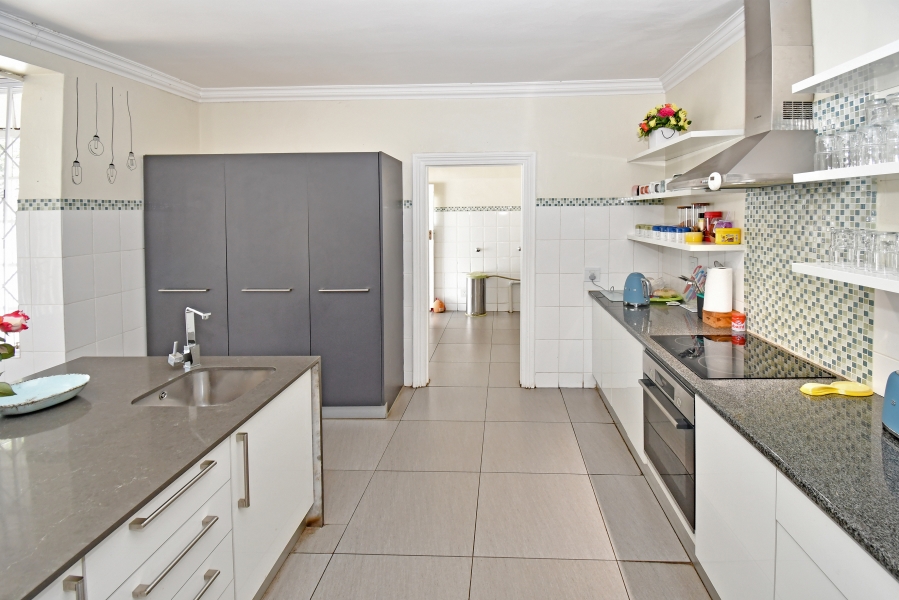 5 Bedroom Property for Sale in Blairgowrie Gauteng