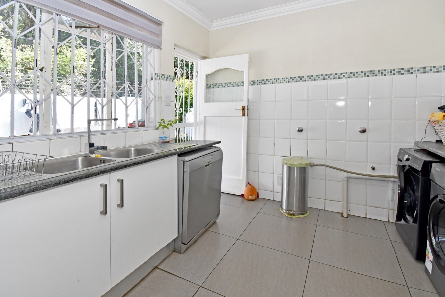 5 Bedroom Property for Sale in Blairgowrie Gauteng