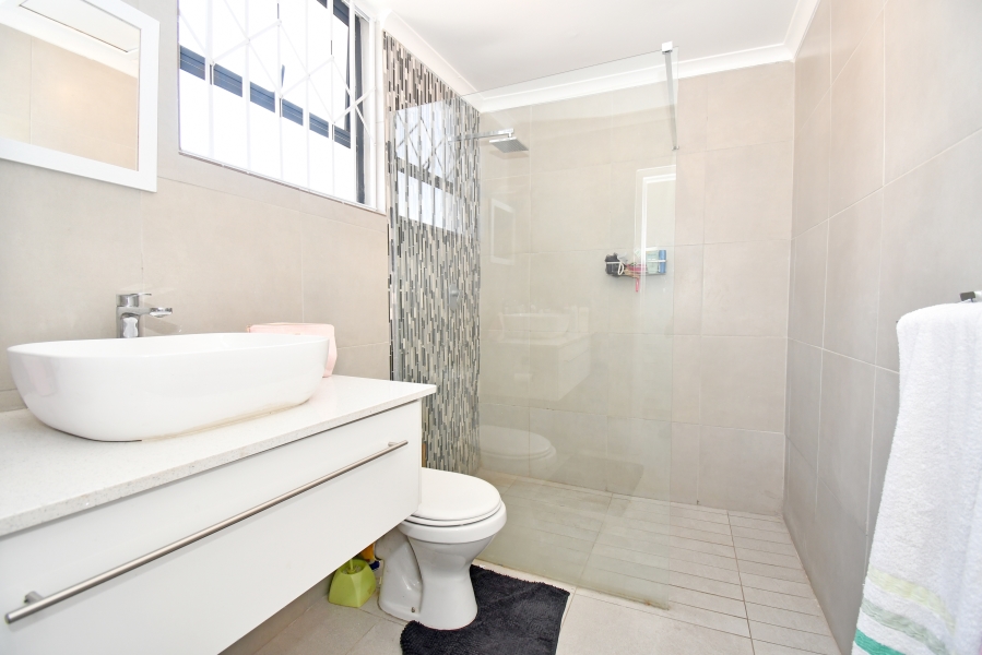 5 Bedroom Property for Sale in Blairgowrie Gauteng