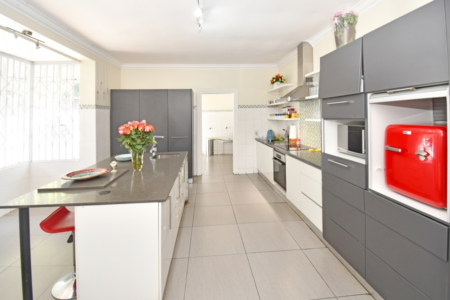 5 Bedroom Property for Sale in Blairgowrie Gauteng