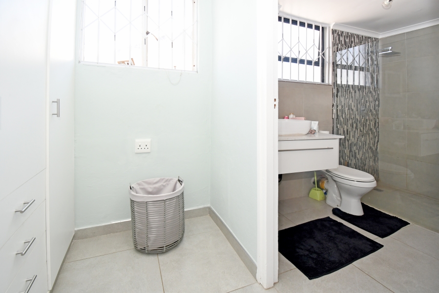 5 Bedroom Property for Sale in Blairgowrie Gauteng