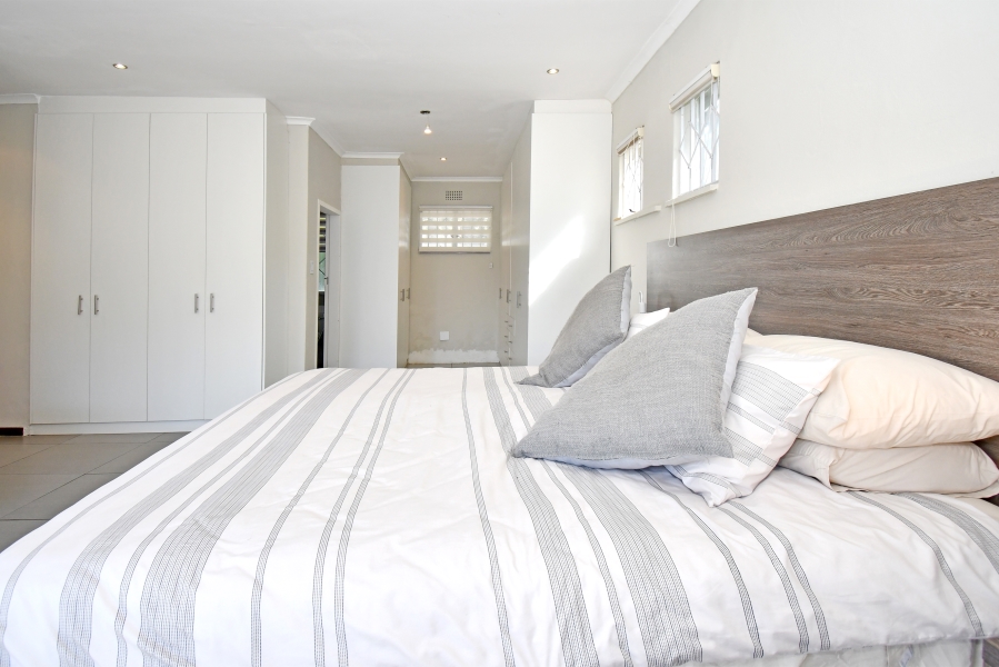 5 Bedroom Property for Sale in Blairgowrie Gauteng
