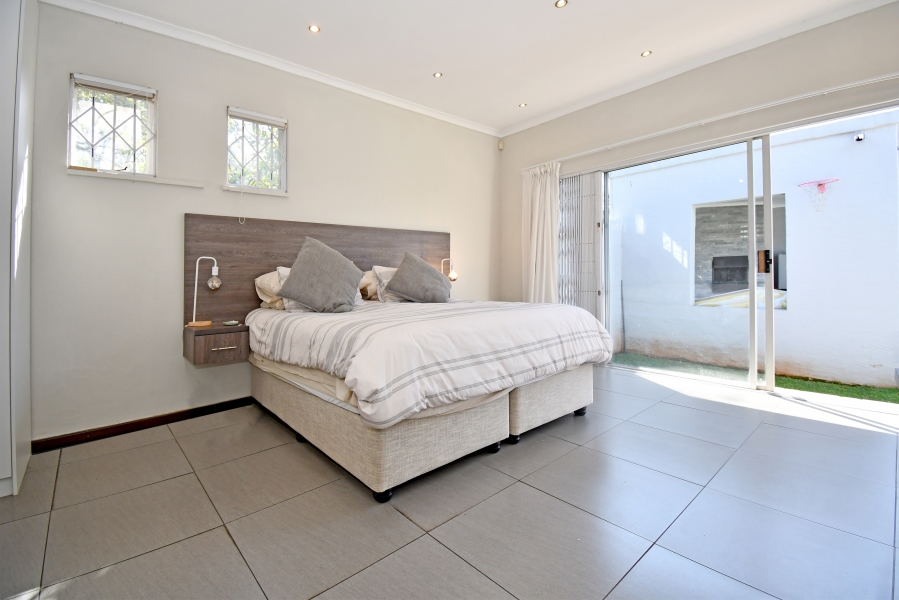 5 Bedroom Property for Sale in Blairgowrie Gauteng
