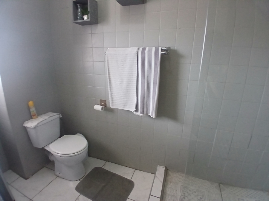 2 Bedroom Property for Sale in Albemarle Gauteng