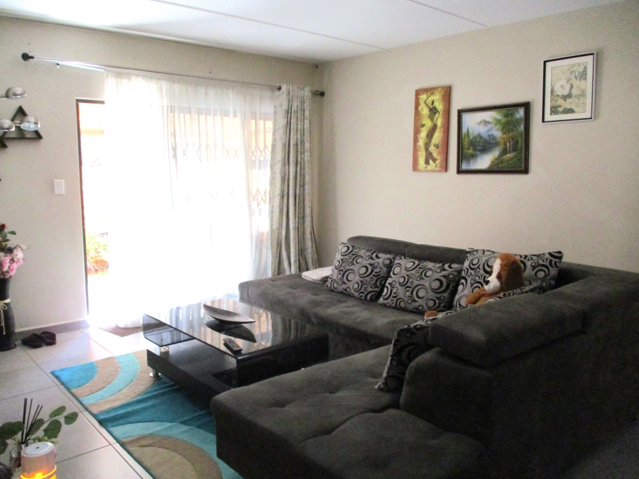 2 Bedroom Property for Sale in Florida Gauteng