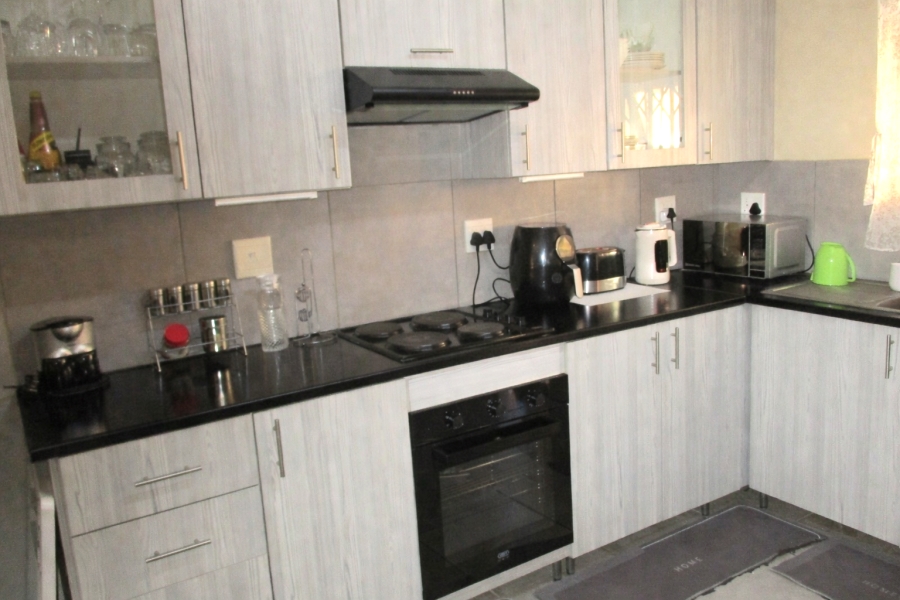 2 Bedroom Property for Sale in Florida Gauteng