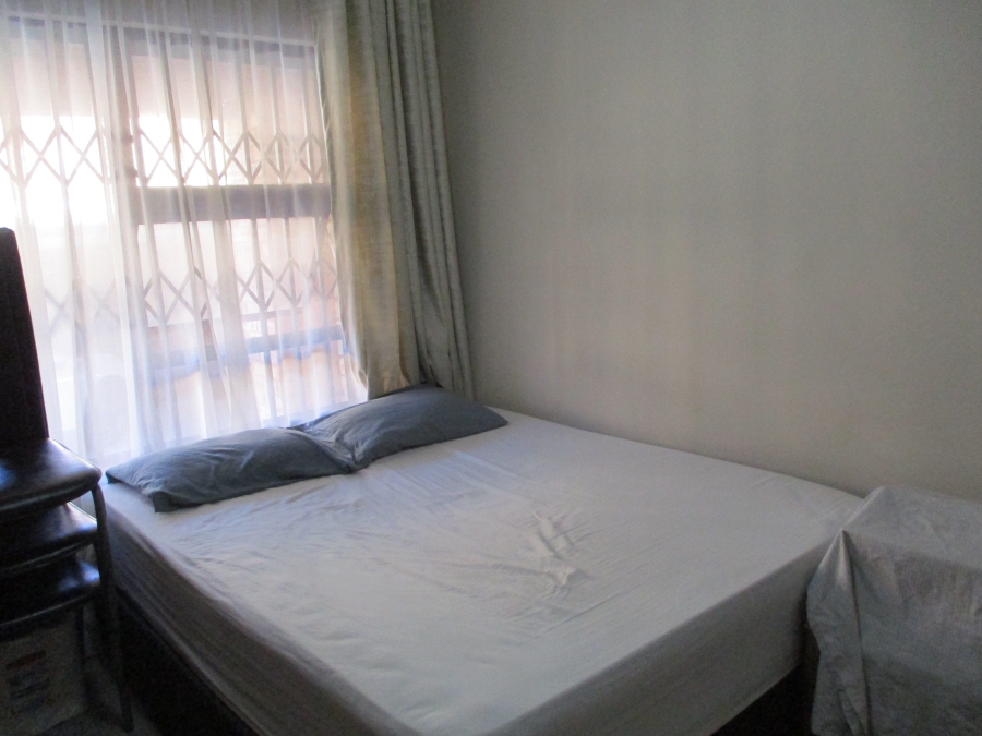 2 Bedroom Property for Sale in Florida Gauteng