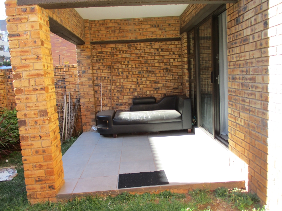 2 Bedroom Property for Sale in Florida Gauteng