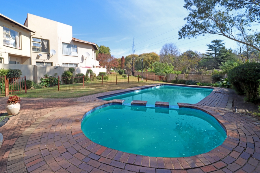 3 Bedroom Property for Sale in Corlett Gardens Gauteng