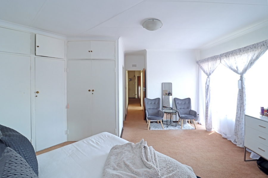 3 Bedroom Property for Sale in Corlett Gardens Gauteng