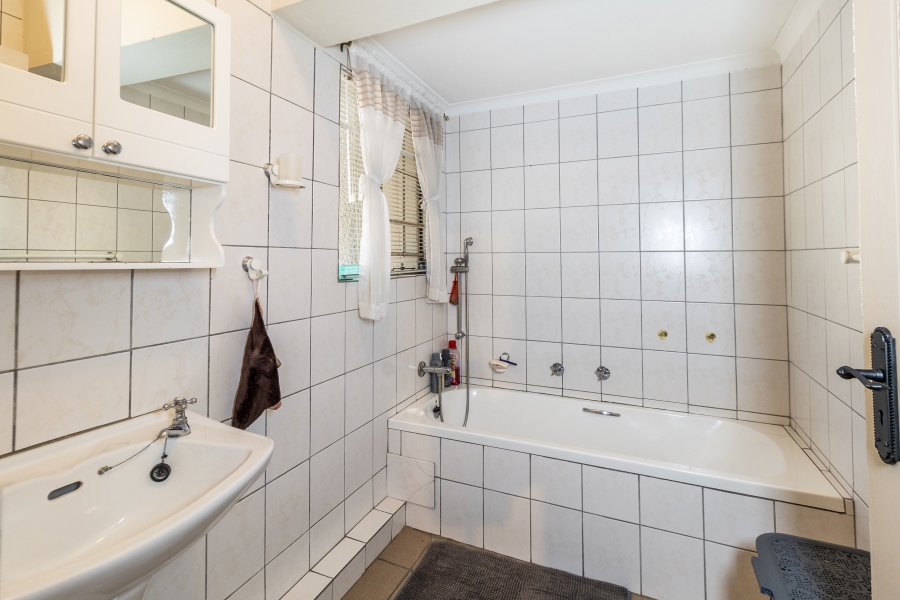 3 Bedroom Property for Sale in Moreleta Park Gauteng