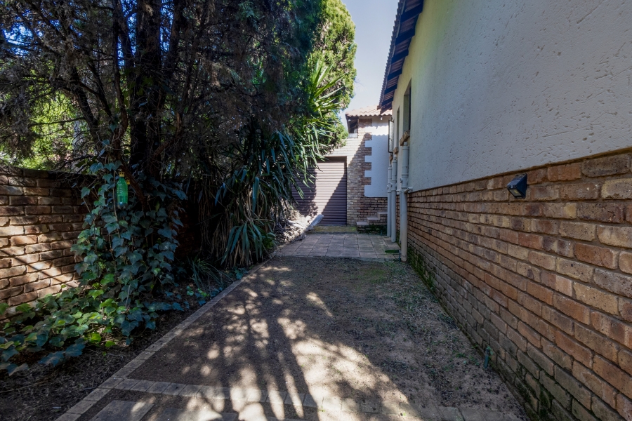 3 Bedroom Property for Sale in Moreleta Park Gauteng