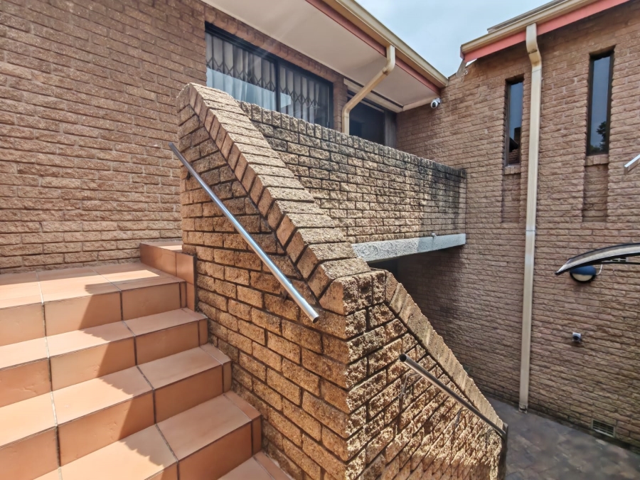 3 Bedroom Property for Sale in Three Rivers Gauteng
