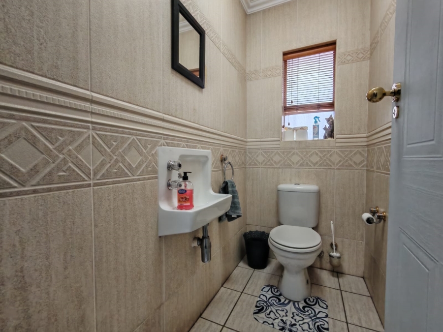 3 Bedroom Property for Sale in Three Rivers Gauteng