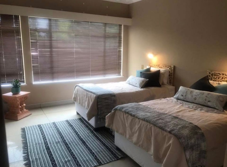 6 Bedroom Property for Sale in Three Rivers Proper Gauteng