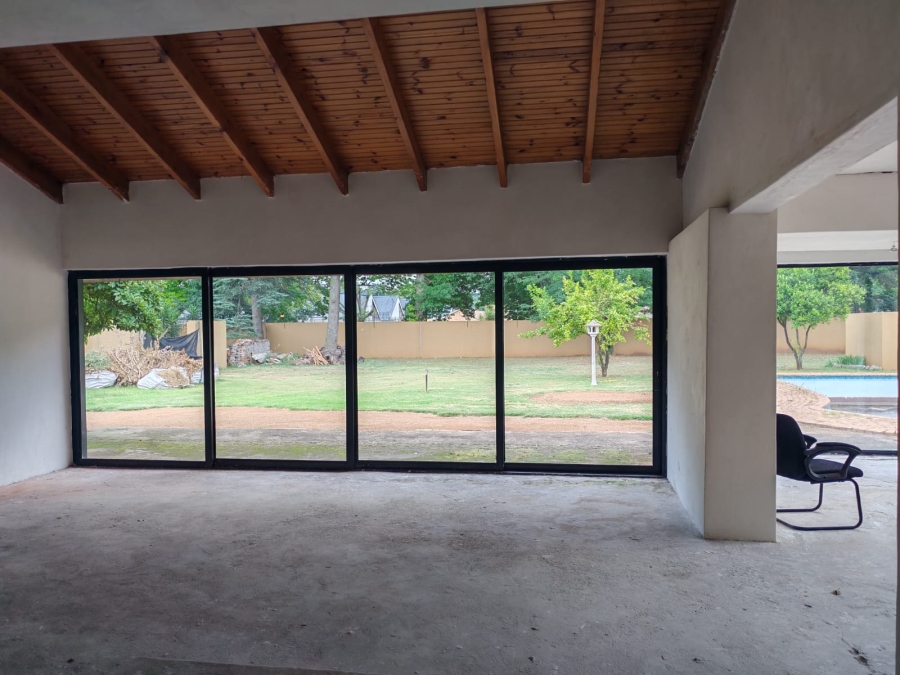 4 Bedroom Property for Sale in Three Rivers Proper Gauteng