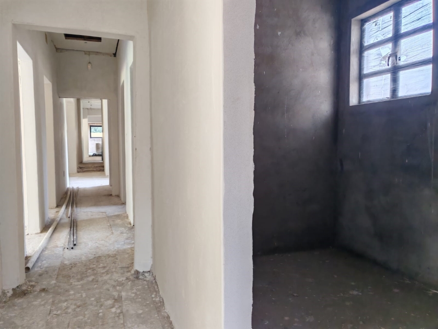 4 Bedroom Property for Sale in Three Rivers Proper Gauteng