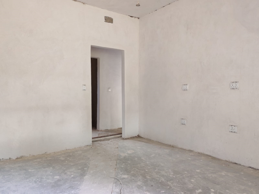 4 Bedroom Property for Sale in Three Rivers Proper Gauteng