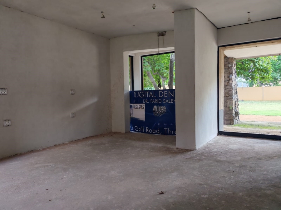 4 Bedroom Property for Sale in Three Rivers Proper Gauteng
