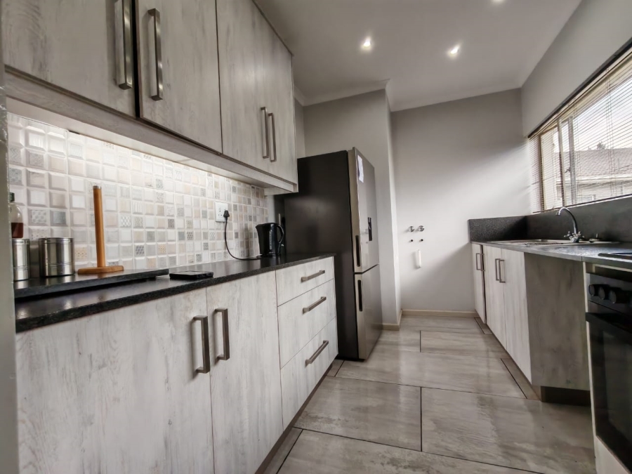 2 Bedroom Property for Sale in Three Rivers Gauteng