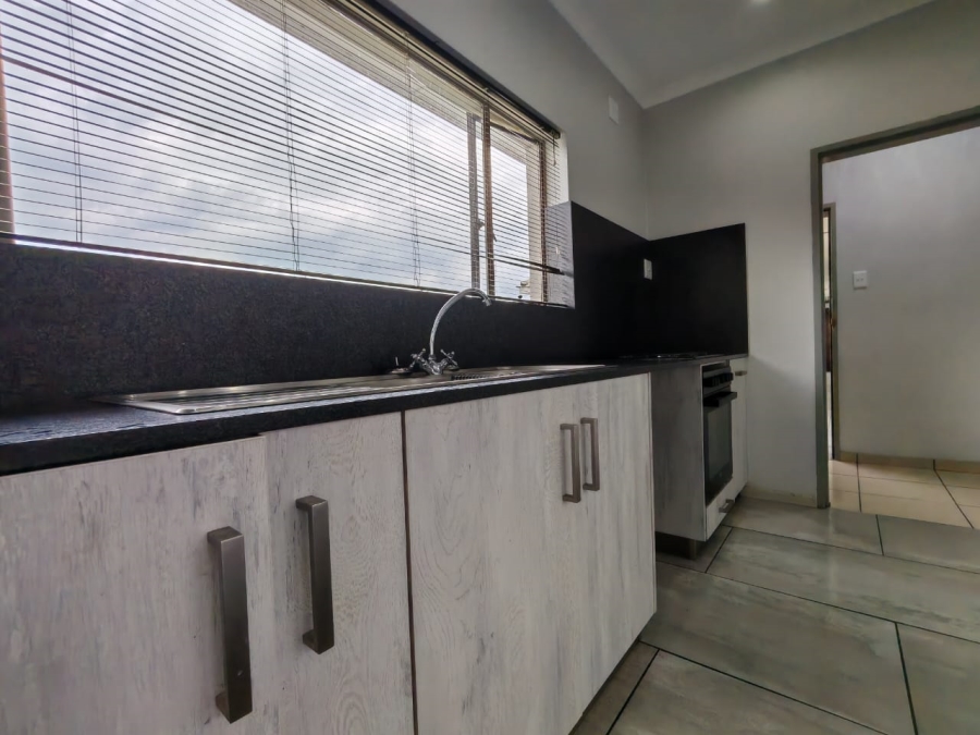 2 Bedroom Property for Sale in Three Rivers Gauteng