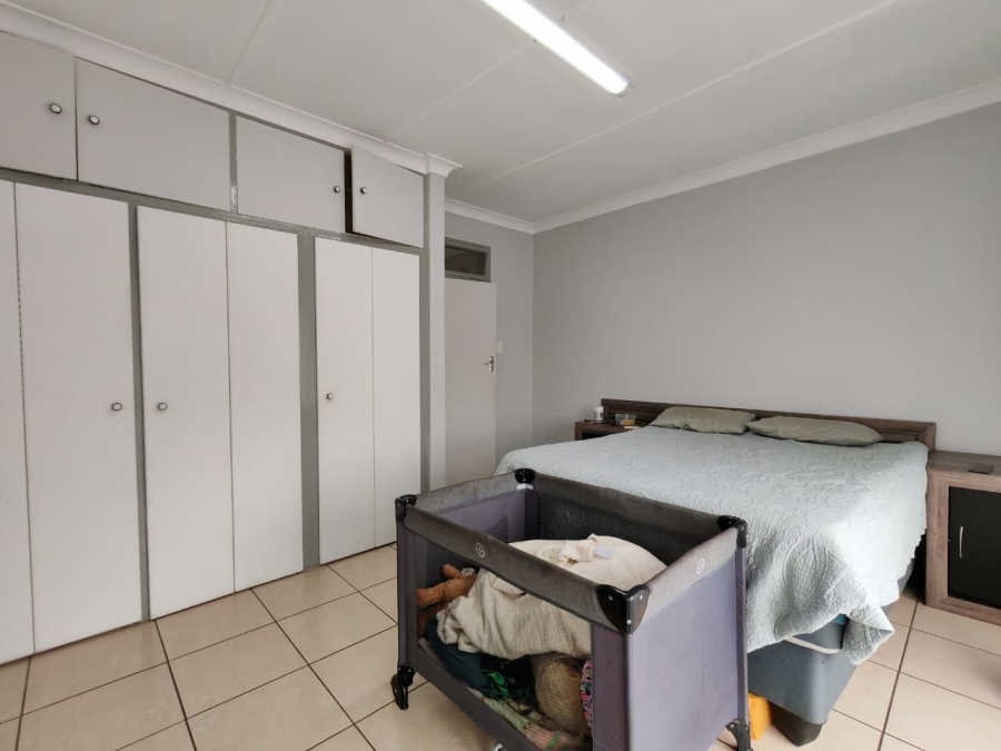 2 Bedroom Property for Sale in Three Rivers Gauteng