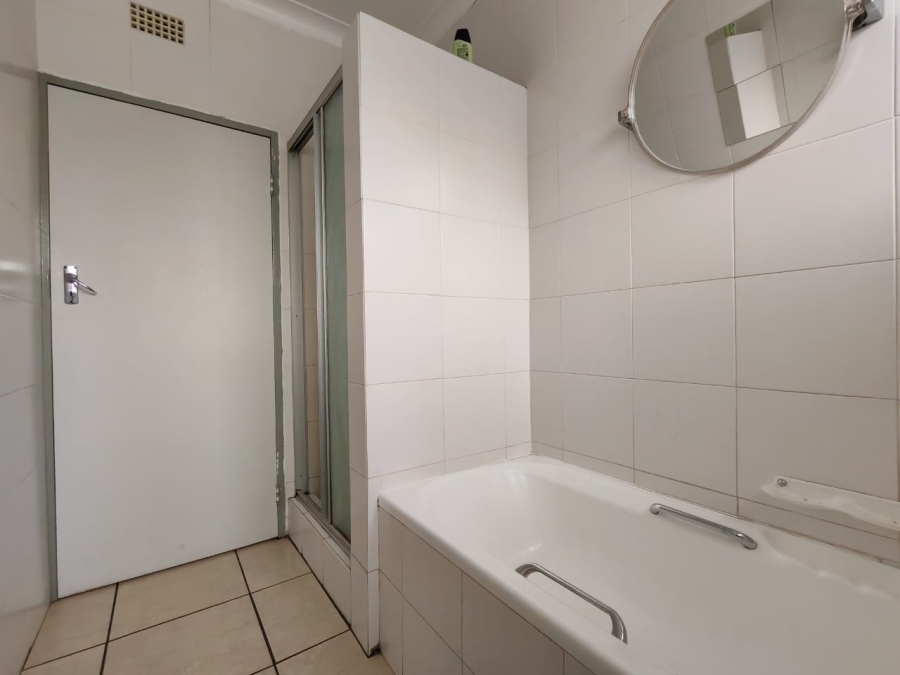 2 Bedroom Property for Sale in Three Rivers Gauteng