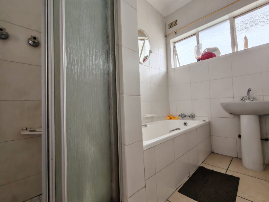 2 Bedroom Property for Sale in Three Rivers Gauteng