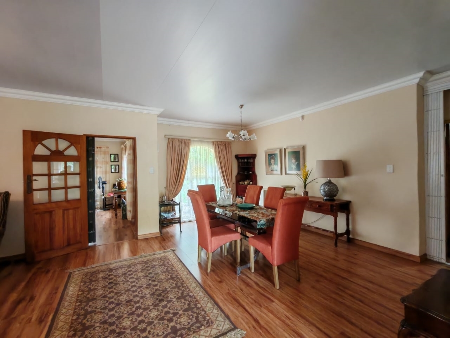 4 Bedroom Property for Sale in Three Rivers Proper Gauteng