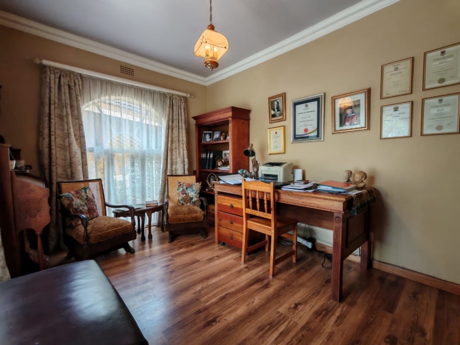 4 Bedroom Property for Sale in Three Rivers Proper Gauteng