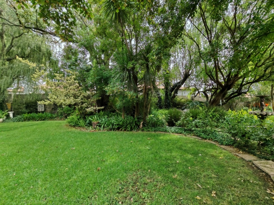 4 Bedroom Property for Sale in Three Rivers Proper Gauteng