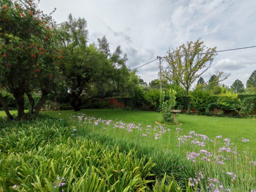 4 Bedroom Property for Sale in Three Rivers Proper Gauteng